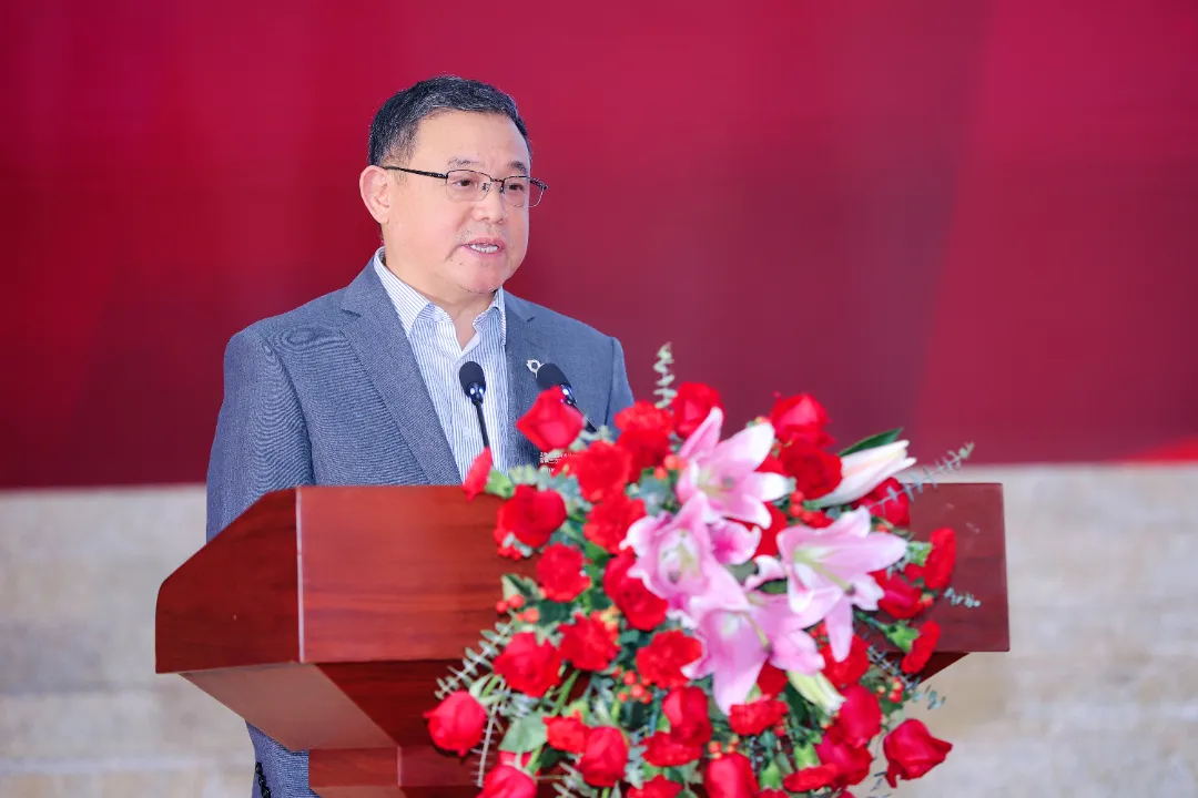 常宏集團(tuán)董事總經(jīng)理王躍攜河北地區(qū)理事出席中國建筑學(xué)會(huì)室內(nèi)設(shè)計(jì)分會(huì)第九屆第三次理事會(huì)議