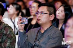 常宏設(shè)計師侯俊晨、王飛—— “CCFA新消費(fèi)論壇-2019中國特許加盟大會”交流學(xué)習(xí)